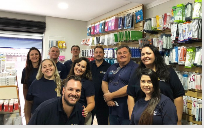 Dental Aretê completa um ano de atividades