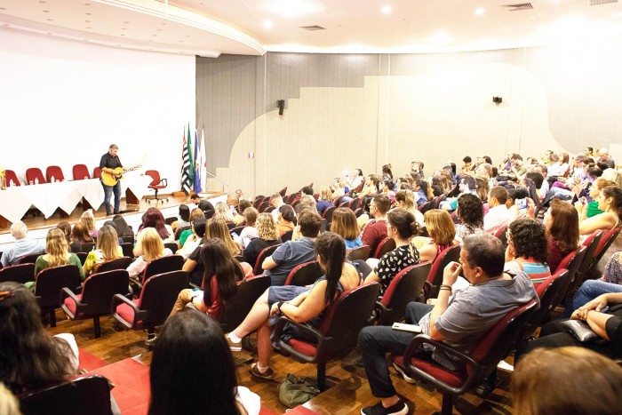 Profissionais de odontologia da rede municipal comemoraram com entusiasmo o dia do dentista no Odonto's Day 