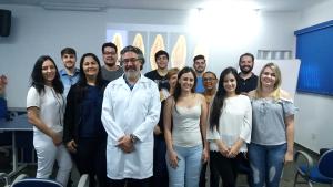 Palestra APCD-Ribeirão Preto aos alunos do Curso de Pós-Graduação Profissionalizante em Endodontia (Credenciado pelo CFO)