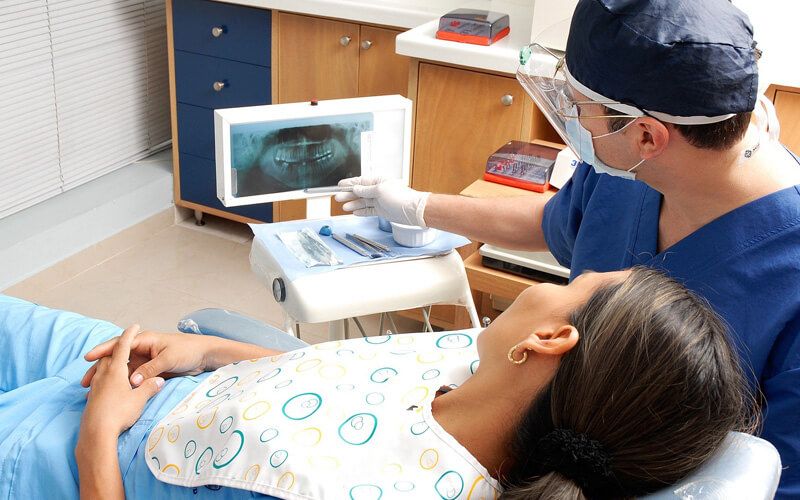Empresas concedem benefícios para profissionais da Odontologia